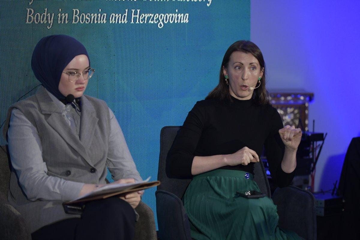 🎬 Now underway in Sarajevo 👉 #SarajevoCallForPeace interactive roundtable 2️⃣, featuring young leaders from around 🇧🇦 who are paving the way to peace — from words to action. #Youth4Peace

📺 Join us online via the livestream ▶️ unaoc.org/watch-sarajevo…