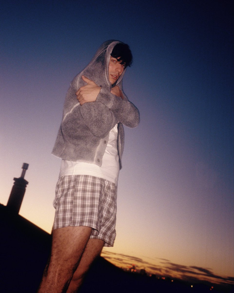 iampietrigno's tweet image. RAGAZZINA FUORI ORA, adesso possiamo gridarcela assieme 🎀🖤