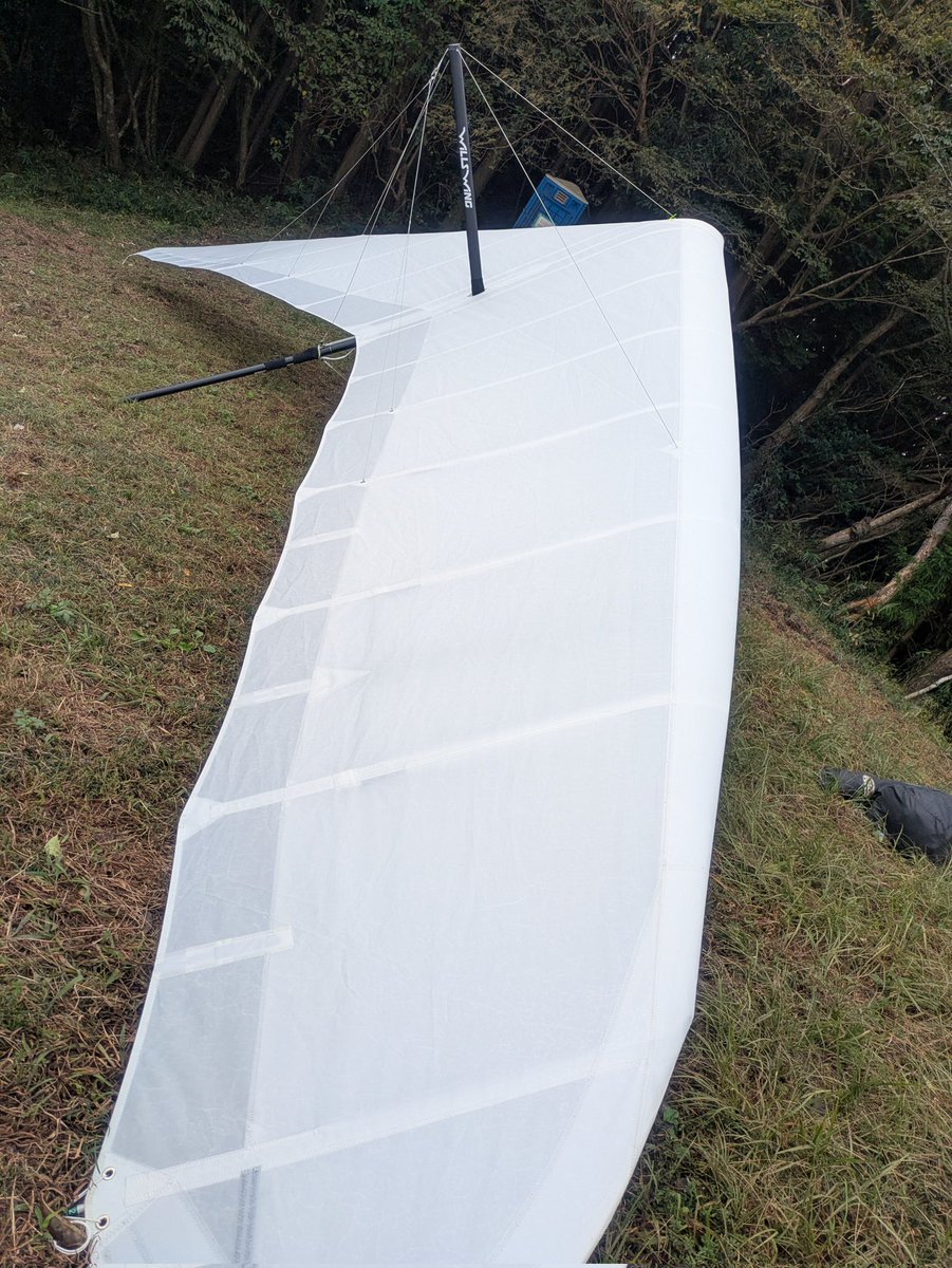 willswingmxjp's tweet photo. 納品前テストFLT。大人カラーのF4-170と純白オールWHTのS3-155。 https://t.co/U3fDBhshL7