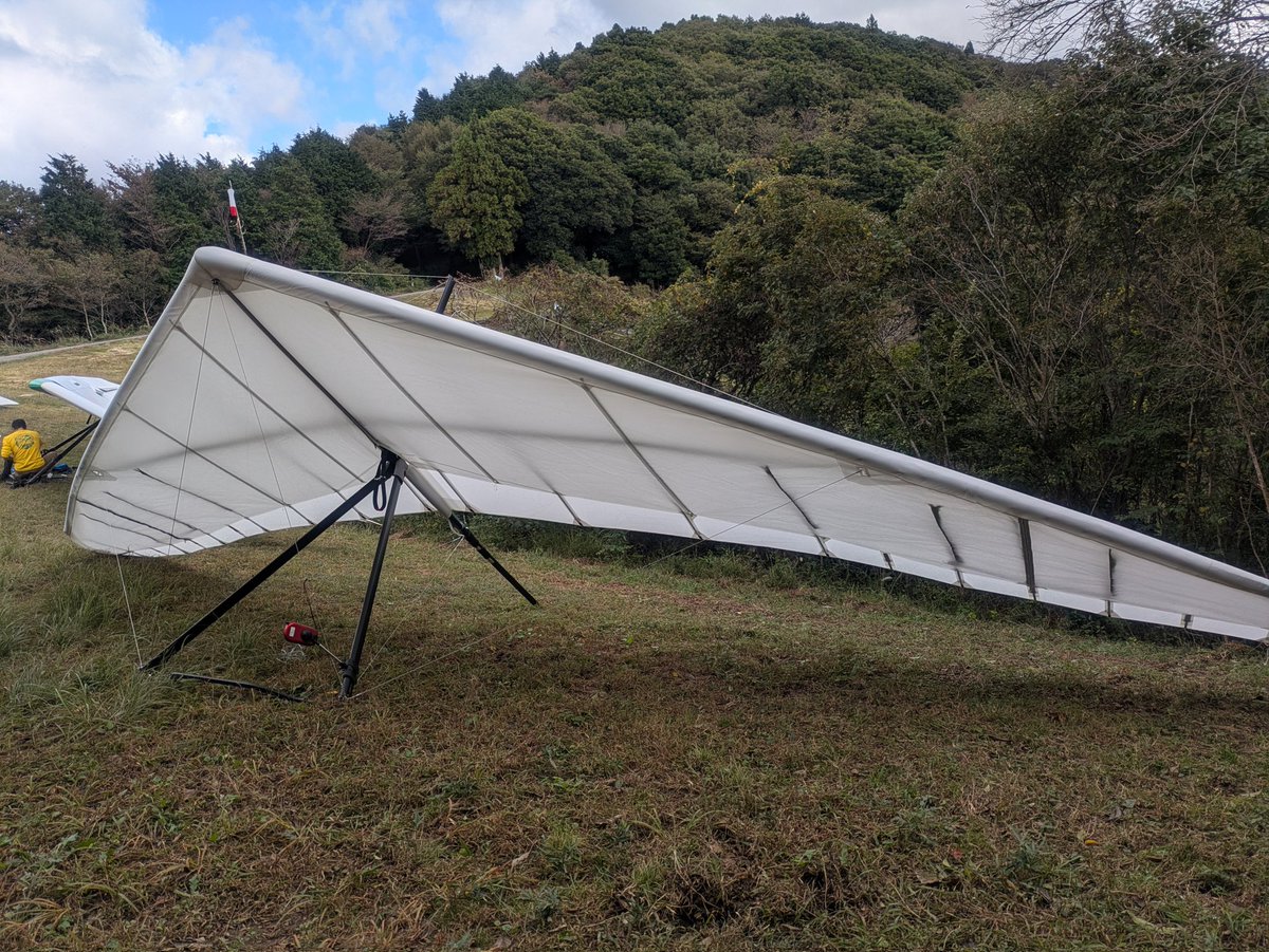 willswingmxjp's tweet photo. 納品前テストFLT。大人カラーのF4-170と純白オールWHTのS3-155。 https://t.co/U3fDBhshL7