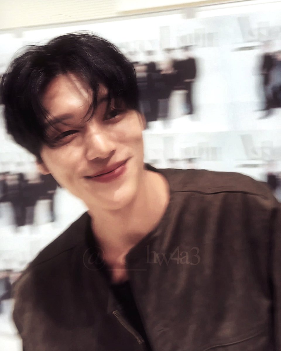 wooluvsan's tweet photo. https://t.co/UTzPJQTFU2