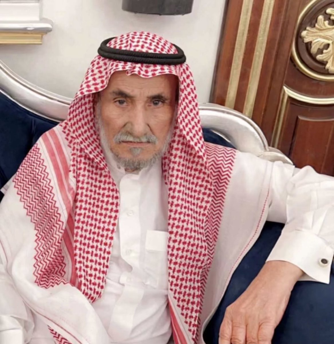 رحل في هذا اليوم الجمعه 1447/4/25هـ الشاعر العلم / معيوف الفهمي  ( الرجل الذي عفى عن قاتل إبنه لوجه الله تعالى وكان من الأوائل في العفو بتاربخ 1434/9/9 هـ ) شاعر فهم الأول وشيخ العرف وصاحب الكرم والشعر النظيف / شعر الحكمة ، رحمك الله يابو محسن واسكنك جنات الفردوس الأعلى من الجنه.