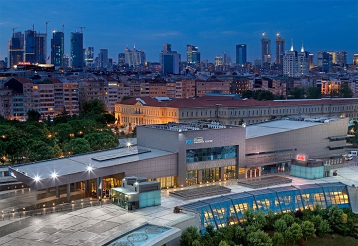 AuntMinnieEuro's tweet image. #Radiologist @gennadanna provides a roundup and collection of images from 48th annual meeting of European Society of #Neuroradiology. buff.ly/CmT3Dsl #radiology #ESNR25