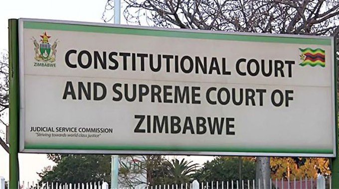 hon_oppah's tweet photo. President Mnangagwa continues to demonstrate unwavering commitment to constitutionalism and the rule of law in Zimbabwe. A true example of leadership rooted in respect for our nation’s supreme law. #RuleOfLaw #Leadership https://t.co/CJMXyVcphJ