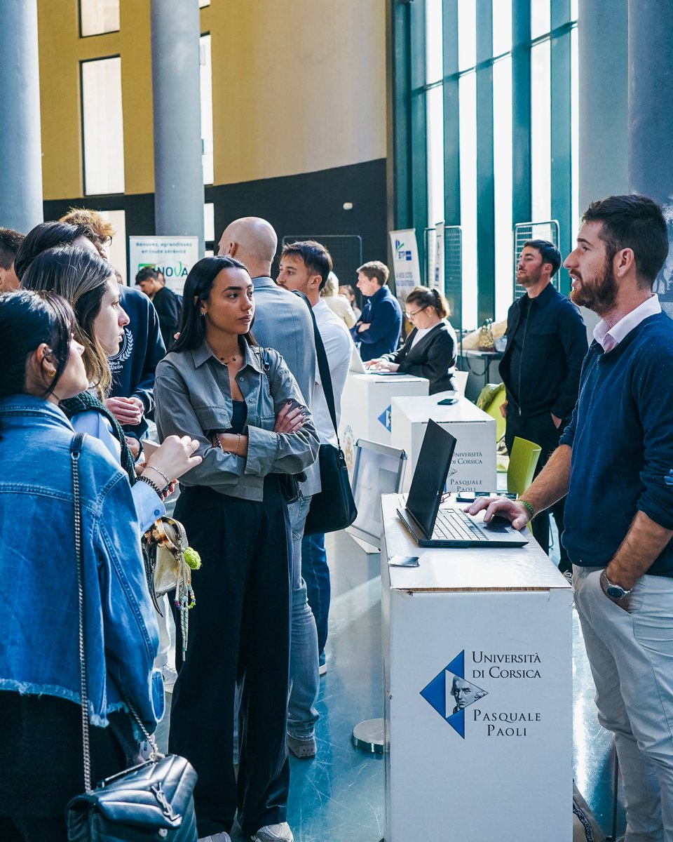UnivCorse's tweet photo. 𝐅𝐨𝐫𝐮𝐦 𝐩𝐫𝐨𝐟𝐞𝐬𝐬𝐢𝐨𝐧𝐧𝐞𝐥 de notre École d'Ingénieurs Paoli Tech 📸

Cette journée offre aux étudiants et à chacun la possibilité de développer son réseau en allant à la rencontre des entreprises, institutions publiques et associations présentes ! https://t.co/kpGheEMtgp