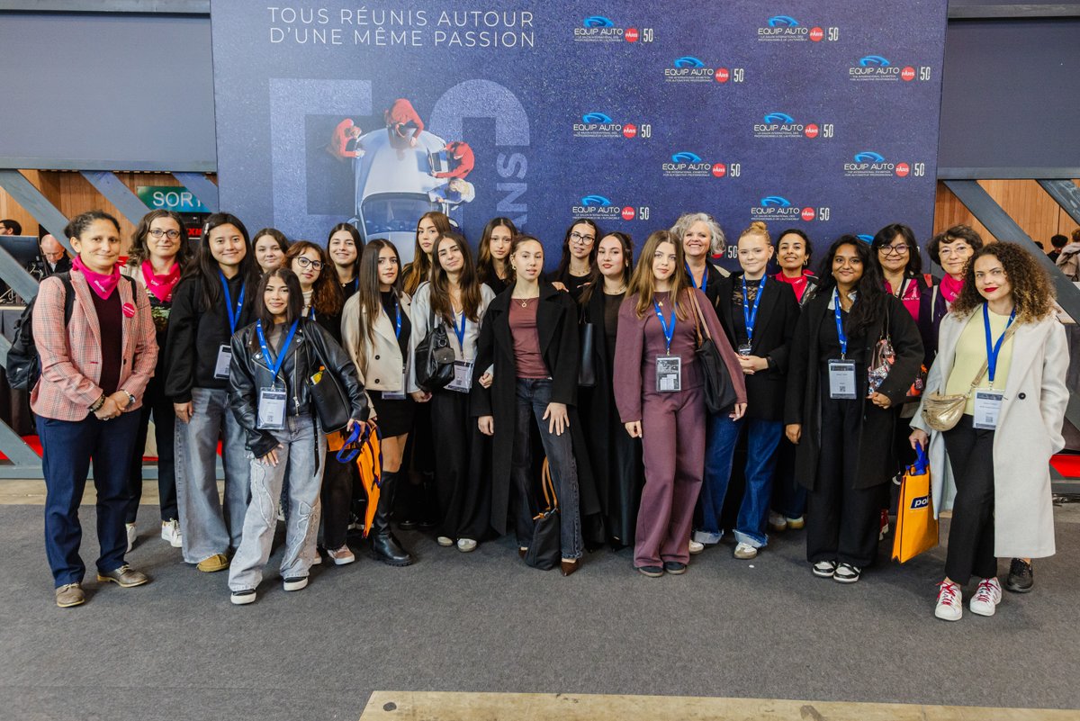 📸 Rétrospective – Jour 3

Une troisième journée riche en émotion et un salon qui bat son plein ✨

🔍 Plongez dans l’ambiance unique d’EQUIP AUTO Paris 2025, au cœur de la filière automobile.

🎟 Rejoignez nous dès maintenant : bit.ly/BadgeAccesX
