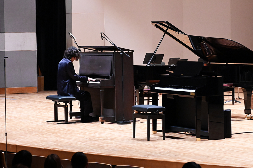 10/15「明子さんのピアノ」支援コンサートを開催いたしました。明子