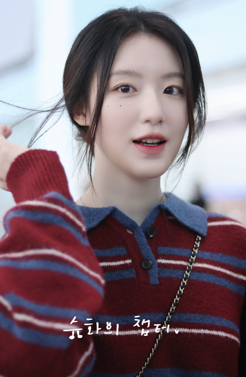 chapter_ysh's tweet image. 251017

오늘 예뻐요?
ㄴ슈화는 늘 예쁘지🥰

#아이들  #여자아이들 #GIDLE #IDLE  
#슈화 #SHUHUA #舒華