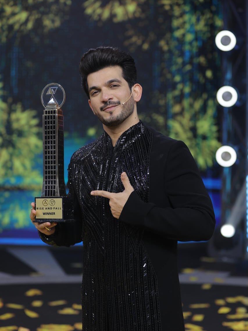 Phoenix_Vante's tweet photo. Congratulations #ArjunBijlani on finally winning #RiseAndFall .. He is the only one who played this game, with dignity and grace that's why he has always won both internal and external voting. Not only that, he won everyone's hearts as well. He truly deserved this win❤️ https://t.co/RkU6rxjxtU