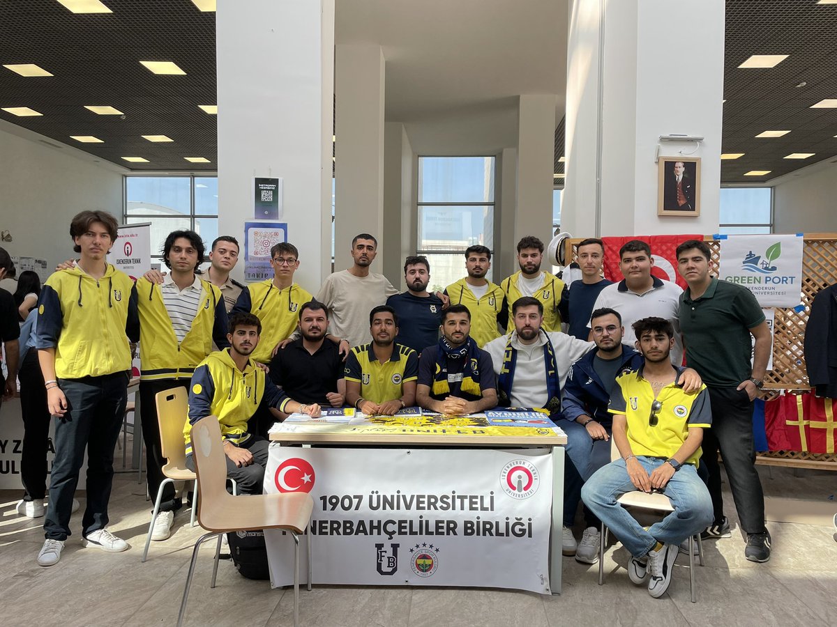 UFBIste's tweet photo. 1907 ÜNİFEB İskenderun Teknik Üniversitesi örgütlenmesi olarak güz dönemi stant çalışmamız yemekhanede devam ediyor. Tüm Fenerbahçeli arkadaşlarımızı bekleriz.
#HaydiSenDeKatılBize https://t.co/xTl0koSbrK