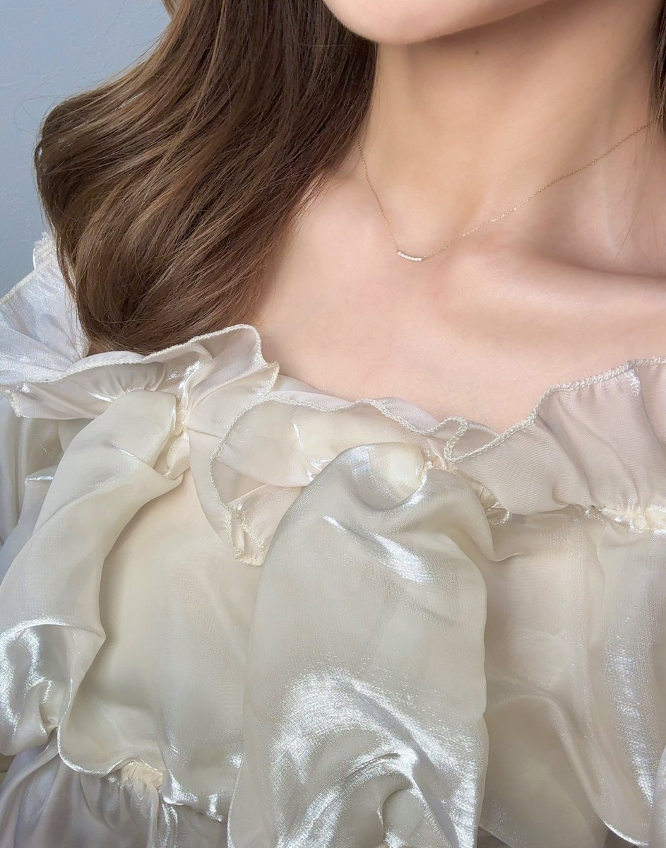 reinaa694's tweet image. 最近つけてるモナトリエの新作ネックレス、控えめに言って優勝💎シンプルなのに存在感あって、首元が一瞬で垢抜ける。金の価格が高騰してる中で1万円台から買えるって嘘でしょ…？高見えジュエリー探してる人、全員見て🤍提供