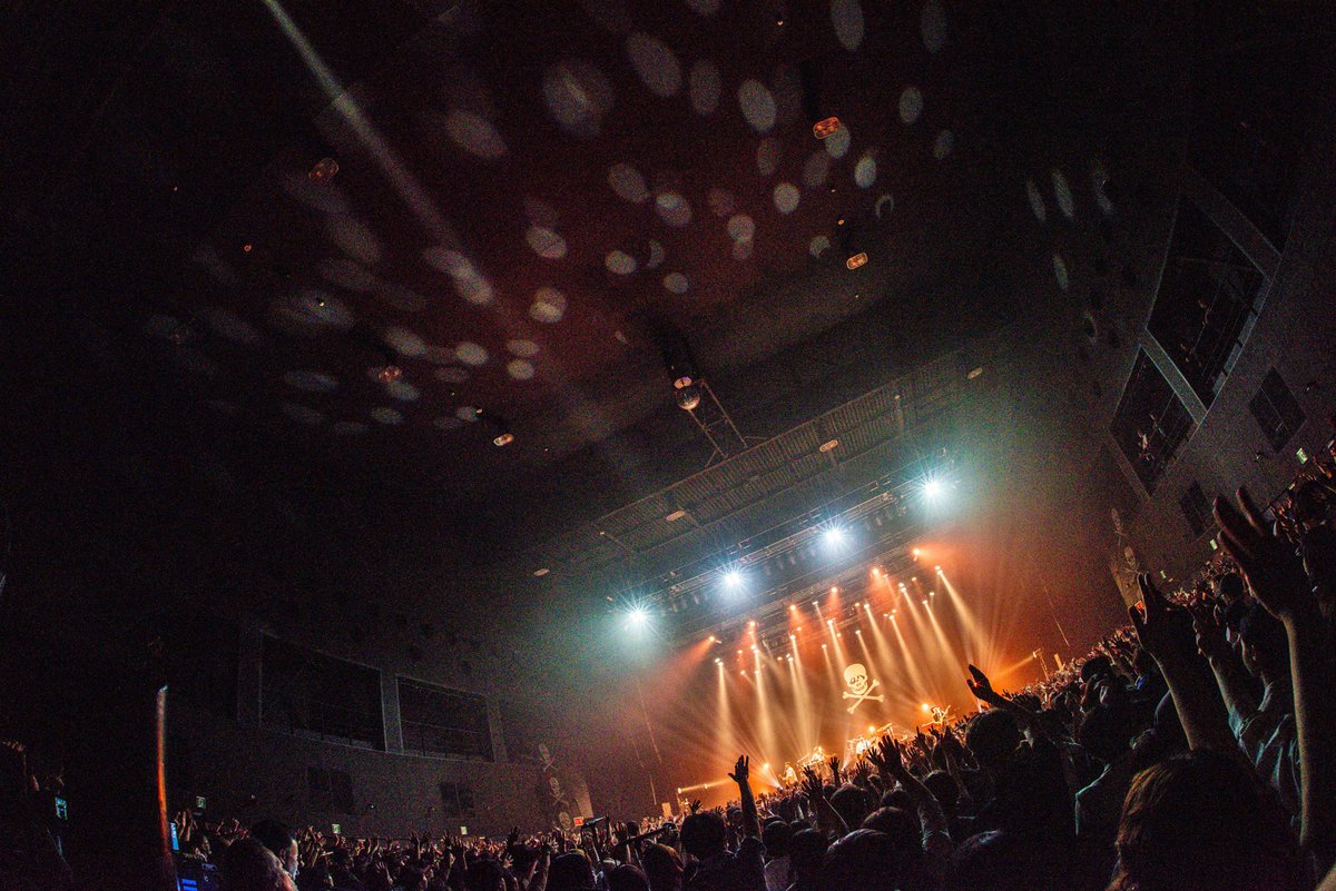 ロックロックこんにちは！Ver.27 ～Two-Na-Go!～
のレポートがSPICEにて公開されました🐟✨

【Day1】
出演者：スピッツ/奥田民生/go!go!vanillas/Bialystocks
🔗spice.eplus.jp/articles/341028

【Day2】
出演者：スピッツ/礼賛/ハラミちゃん/OKAMOTO'S
🔗spice.eplus.jp/articles/341035

ぜひご覧ください☠️