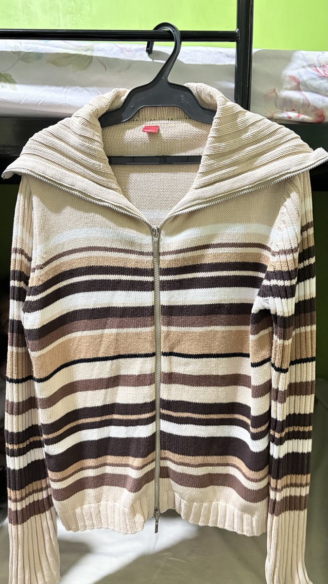 enhypen7over's tweet photo. WTS LFB PH

CARDIGANS (from ukay)
Price range: ₱99-250 (see alt for each price)
Sizes: Small to Med
Loc: Lucena City, Quezon
MOP: Gcash 
MOD: J&amp;T

rfs: decluttering, never pa nasuot

DM! 

# wts lfb clothes ukay cardigan thrifted ph https://t.co/38g0tuUqUa