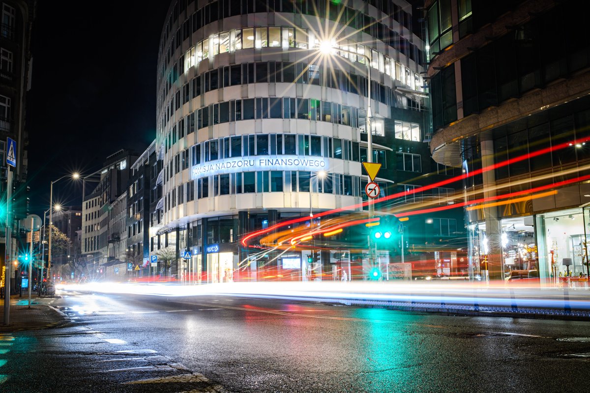 🔸 Komisja Nadzoru Finansowego wydała decyzję nakładającą karę administracyjną w postaci wykluczenia z obrotu na rynku regulowanym, prowadzonym przez Giełdę Papierów Wartościowych w Warszawie SA, akcji Braster SA: knf.gov.pl/?articleId=955…