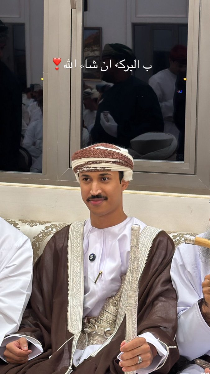 تشرفت بحضور عقد قران  سعيد بن عيسى الرحبي والذي أقيم في جامع السيدة فاطمة بالحيل – مسقط. نسأل الله لهم السعة والدعة والآلفة الجامعة والذرية الطيبة  وأن يبارك لهما ويبارك عليهما ويجمع بينهما في خير.