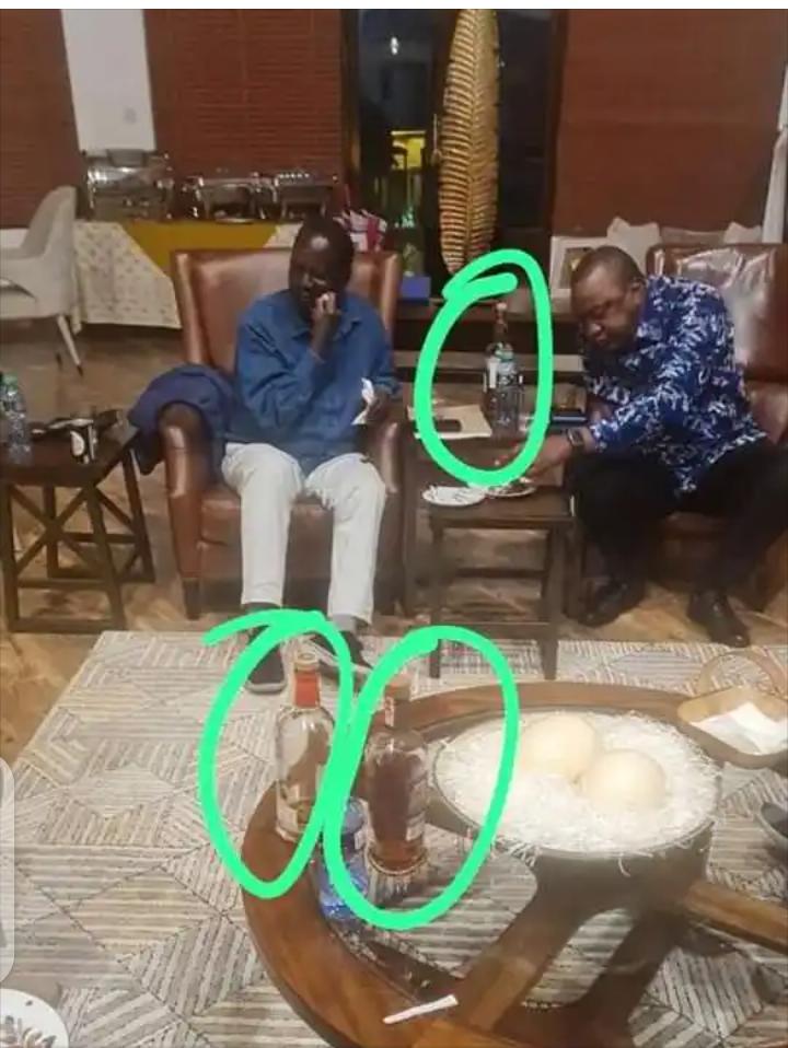 magwaz3's tweet photo. Uhunye and Rao were true friends. No wonder Uhuru Kenyatta cried like a baby yesterday https://t.co/uhcY4OAWJ6