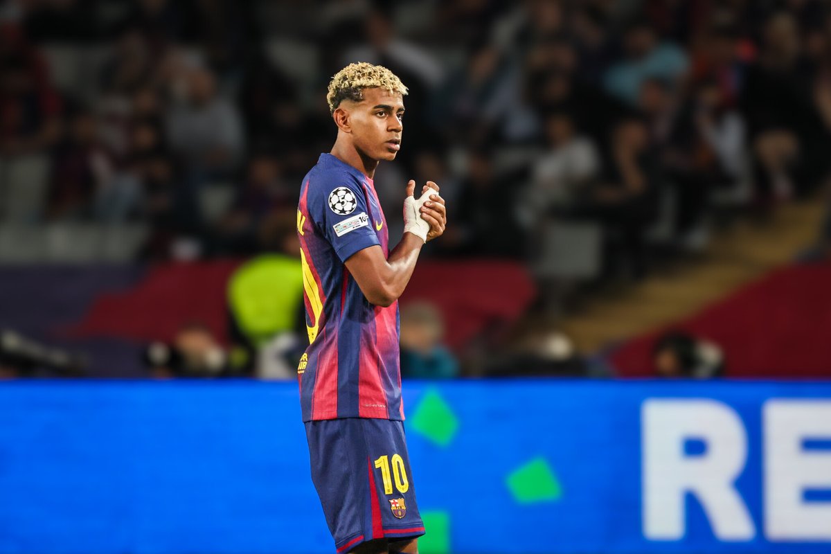 leparisiensport's tweet image. « Commercialiser sa signature » : pourquoi Lamine Yamal ne pourra bientôt plus donner d’autographes gratuitement ?
➡️ l.leparisien.fr/40GA