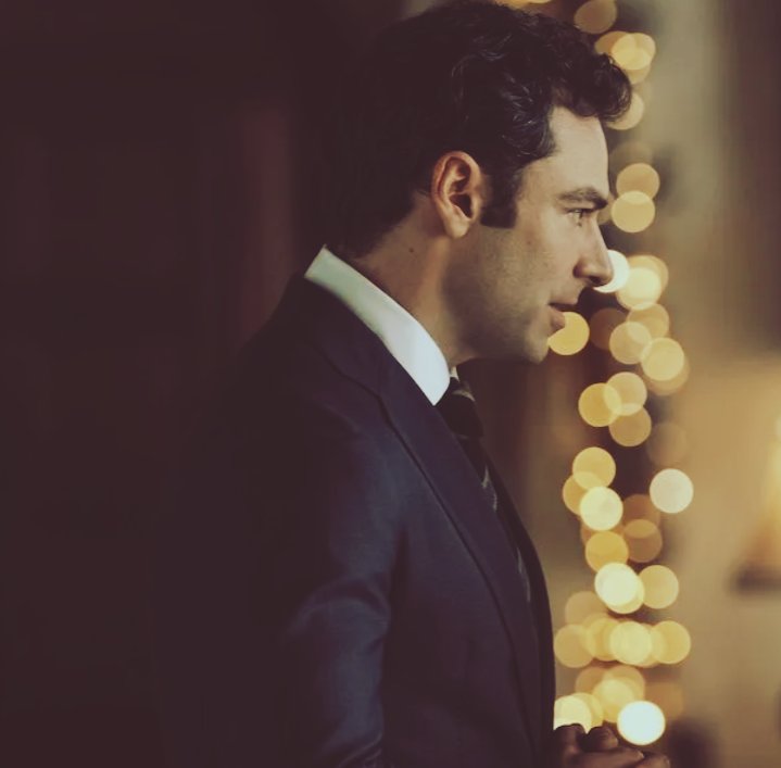 Who is Callum Ellis? #AidanTurner #TheDiplomat thecinemaholic.com/callum-ellis-t…