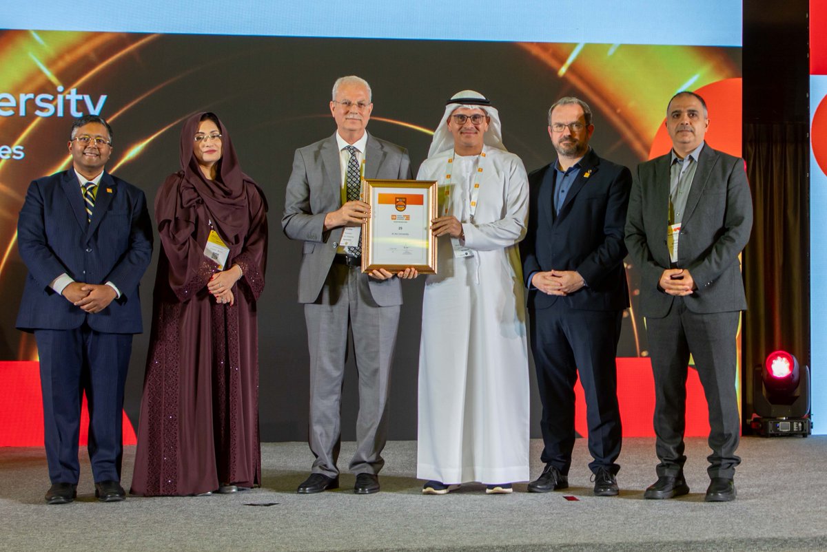 بفخرٍ واعتزاز، يسعدنا الإعلان عن تقدم جامعة العين إلى المرتبة 25 عربياً ضمن تصنيف كيو إس للجامعات العربية 2026، لتؤكد مكانتها كواحدة من أبرز المؤسسات الأكاديمية في المنطقة، وكصرحٍ رائدٍ في جودة التعليم والبحث العلمي والابتكار.
هذا الإنجاز المشرّف يعكس الجهود المتواصلة التي تبذلها