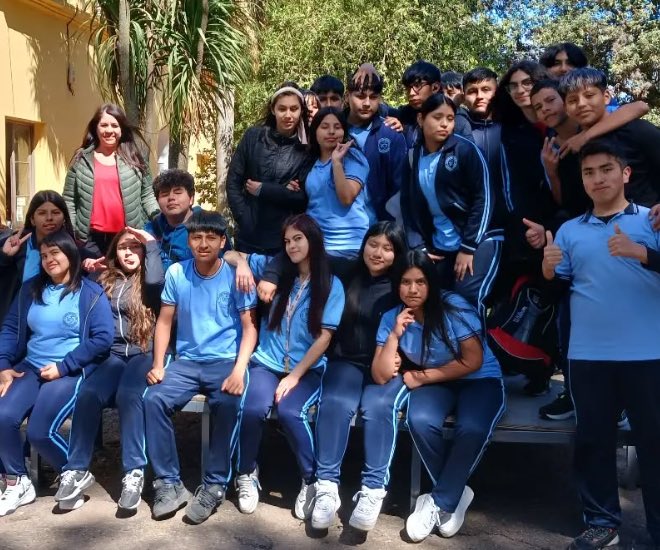 patobonato's tweet image. Diferencia entre una escuela argentina en los años 90 y una escuela promedio ahora.

Esto se debe al Plan Patria Grande.