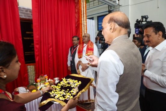 Def_PRO_Chennai's tweet image. Defence Minister @rajnathsingh inaugurated 3rd production line of the Light Combat Aircraft LCA Mk1A &amp;amp; 2nd HTT-40 line at #HAL Nashik. He flagged off the first Tejas Mk1A from the new facility. With this, HAL has achieved a total #LCA production capacity of 24 aircraft annually.