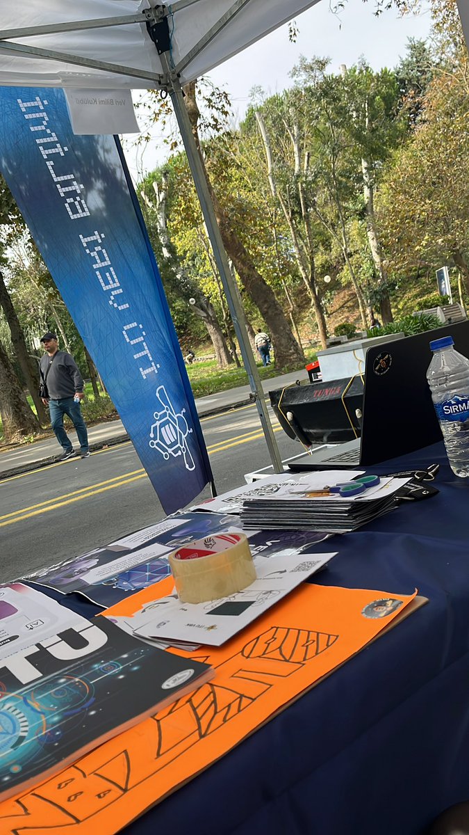 Arkadaşlar standımıza bekliyoruz👯‍♀️👩‍💻🐝