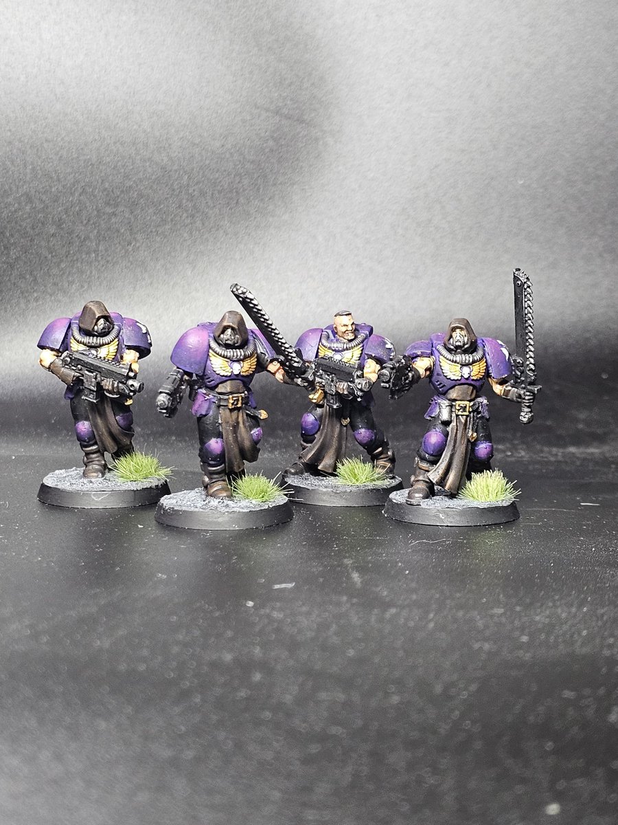 Finished painting my Crusader Squad for my not Black Templars. I'm really enjoying painting this colour scheme