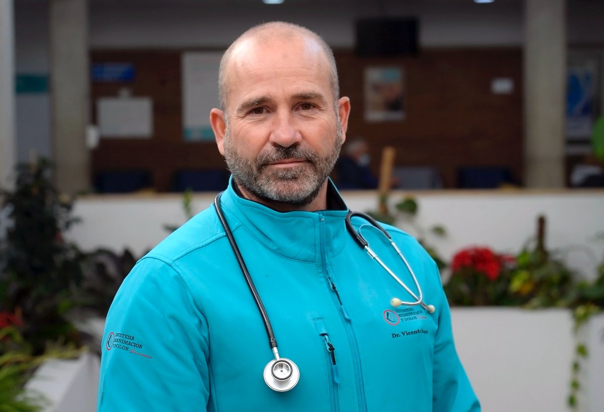 Murciasalud's tweet photo. 👩🏽‍⚕️👨🏽‍⚕️El servicio de #Anestesia de la Arrixaca innova para reducir el dolor de los pacientes con una #técnica adaptada a la #cirugíaortopédica mayor por @Vicente_roques 

🏥Cientos de #pacientes se han beneficiado de sus ventajas y comienza a expandirse su práctica a otros #hospitales nacionales

📅Hoy se celebra el #DíaMundialcontraelDolor, para concienciar sobre la importancia de la #investigación y el #tratamiento del #dolor

https://t.co/0NHNmdz3Ky

#MurciaSalud