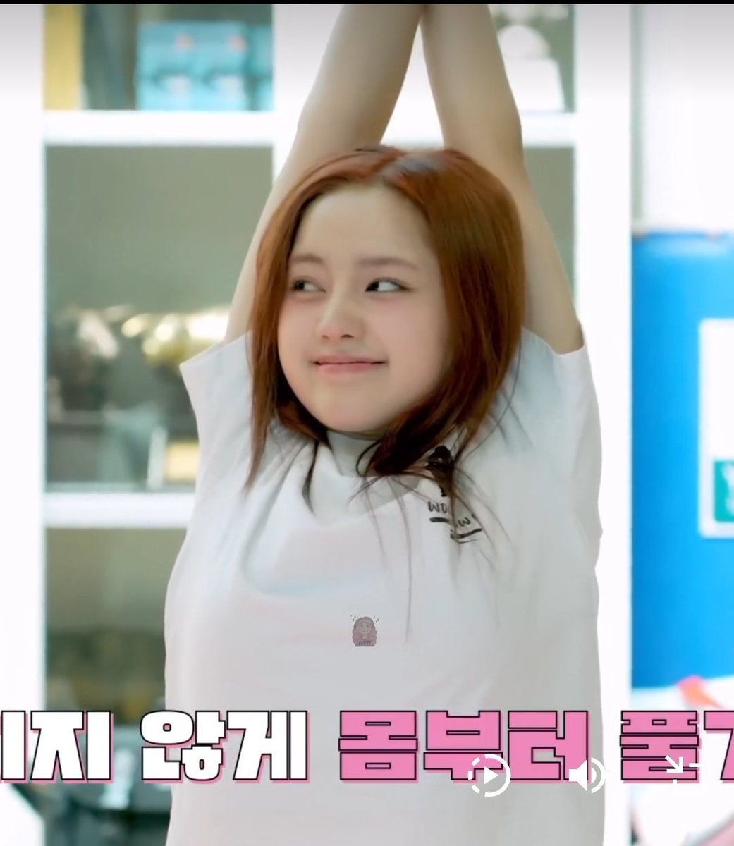 yanniexunis's tweet image. What they see vs what I see.😆
#엘리시아 #ELISIA #エリシア
#유니스 #UNIS #ユニス
(My app wouldn't let me upload photos so this is a bit late.😭)