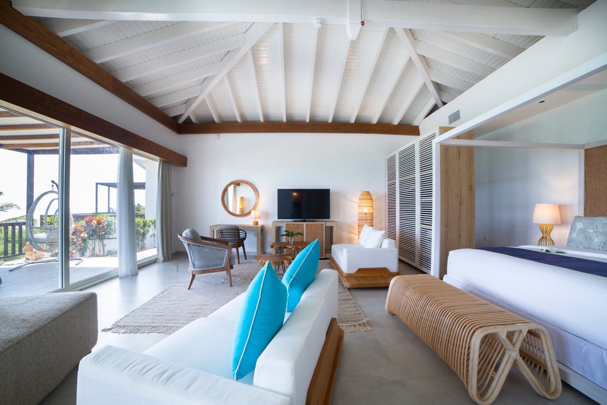 ErosTravelogue's tweet photo. Paradise isn’t far — it’s right here in Zanzibar! 🌴

Let Eros Travelogue plan your perfect escape — seamless flights and cozy stays. 🌊☀️

For planning and booking: 0759046262 https://t.co/zrWdyWyoVx