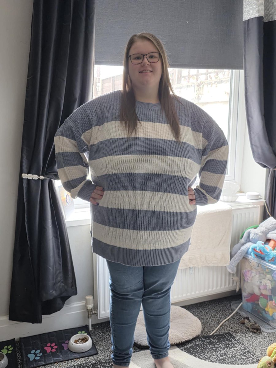 chloeluvlukey's tweet photo. New clothes from @yoursclothing, few more outfits to come ❤️ https://t.co/IRKJhBDVYz