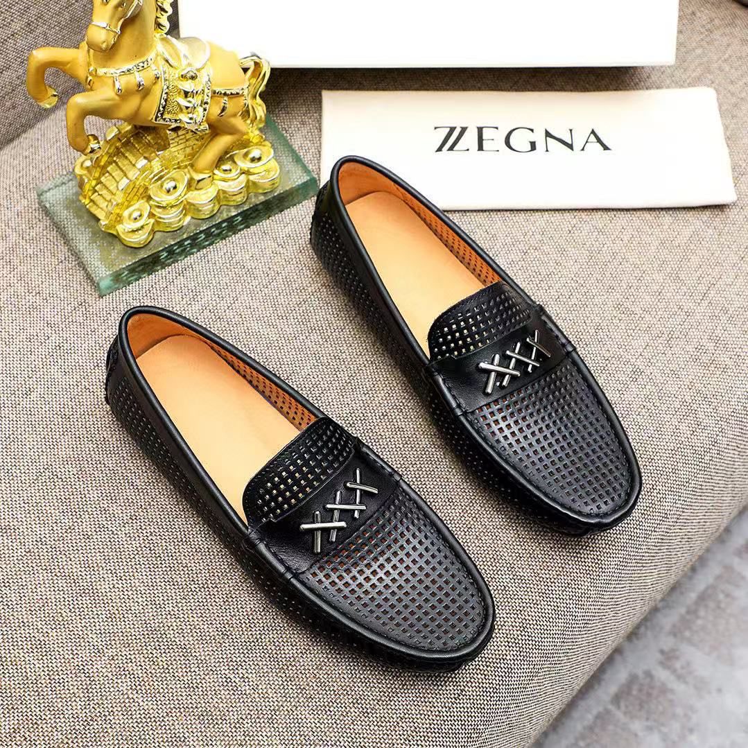 ZZEGNA DRIVERS 

NOT YOUR REGULAR 

AVAILABLE IN SIZES: 40-46 

75,000