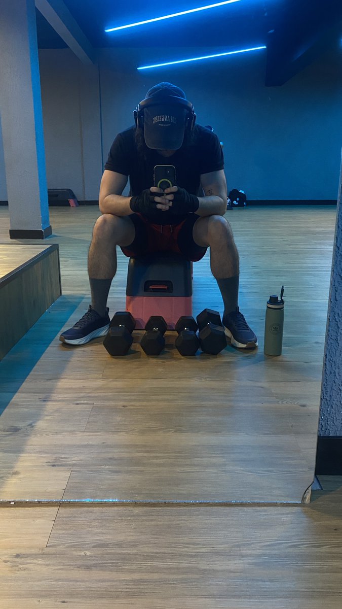 A ver si aquí gusta la foto 🙂‍↕️