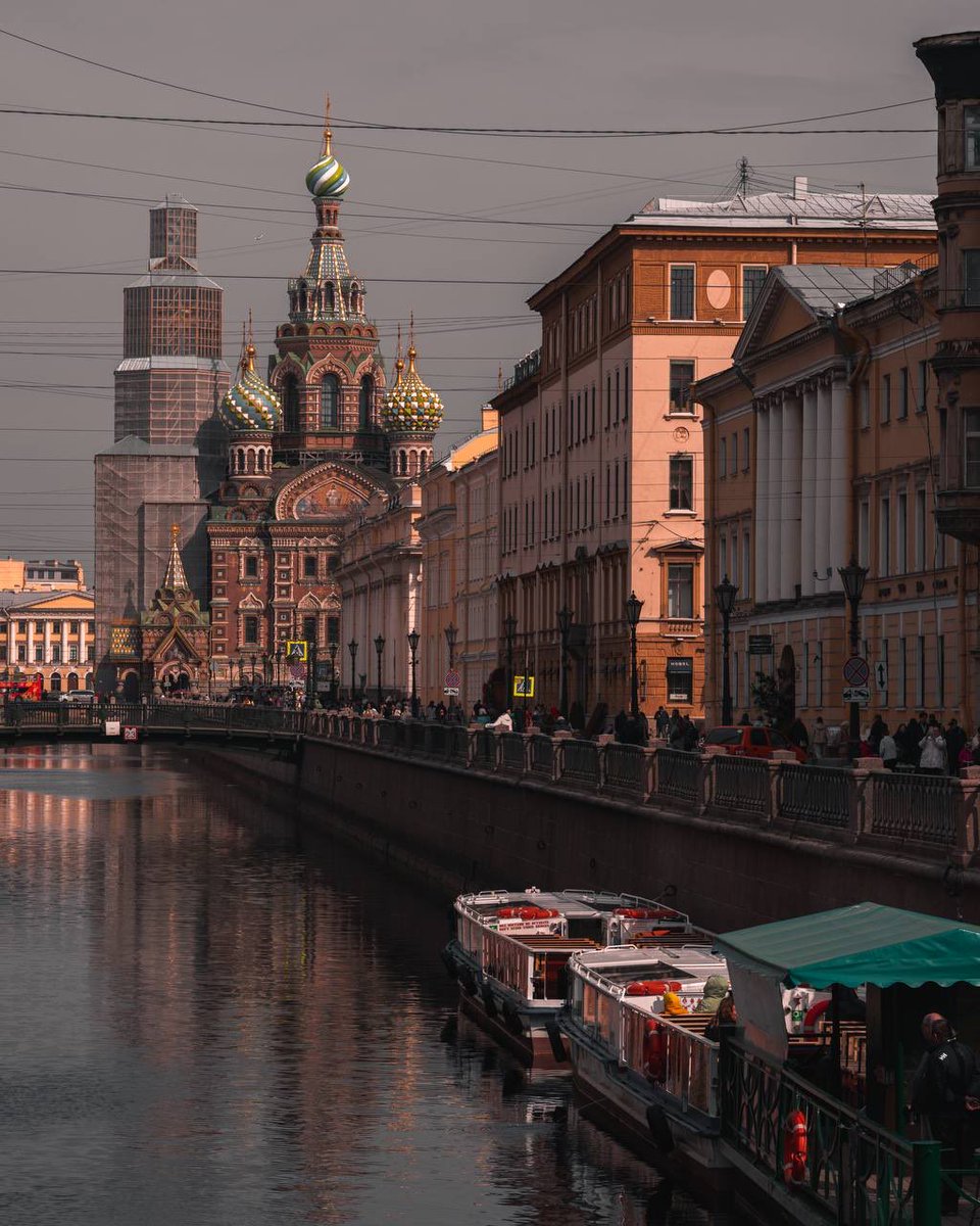 Alexn1103's tweet photo. The Church of the Savior on Spilled Blood 🏛️

A masterpiece of Russian architecture, built on the very spot where Emperor Alexander II was tragically assassinated. Its story is as captivating as its famous mosaics ✨

#StPetersburg #Architecture https://t.co/wzUAmD1dXe