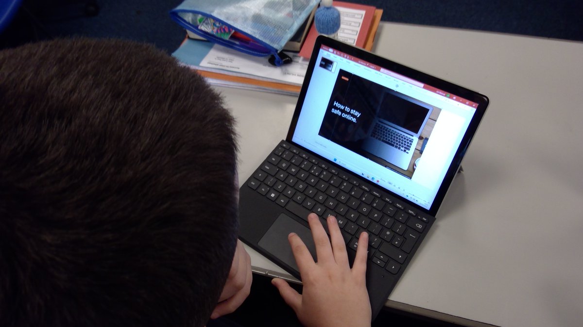 michael_primary's tweet image. Year 5
In computing we started to make PowerPoint presentations about online safety to show all our learning this half term. @STOC_CAT #stmiccomputing