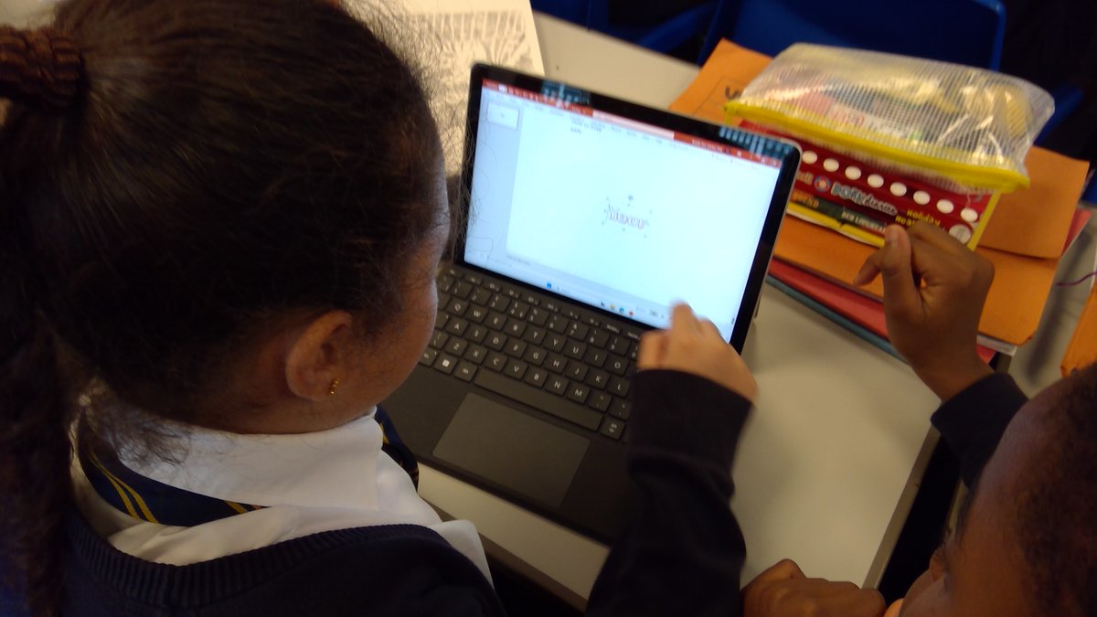 michael_primary's tweet image. Year 5
In computing we started to make PowerPoint presentations about online safety to show all our learning this half term. @STOC_CAT #stmiccomputing