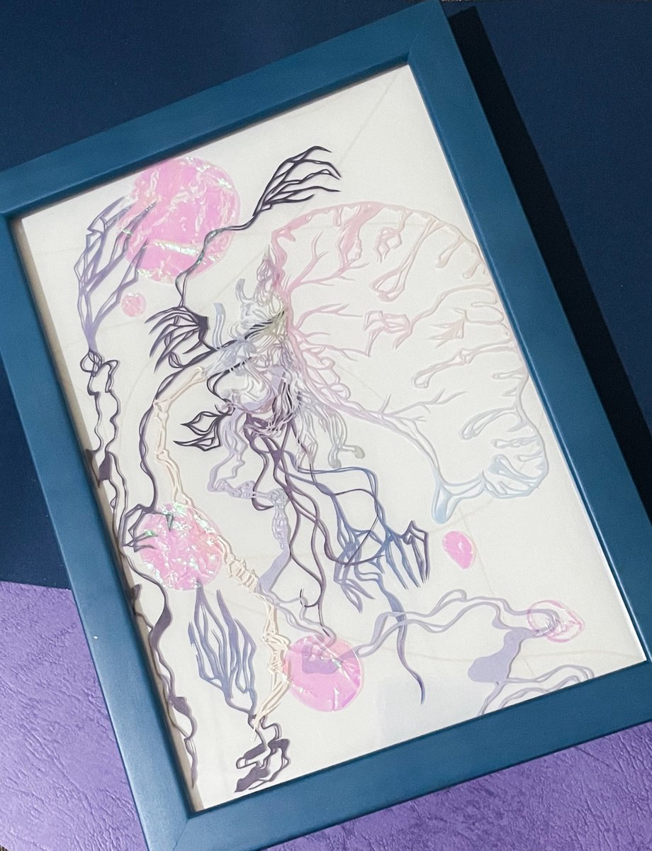 #性格が作品に出すぎ問題

感情を切り絵にしているから、それはそれは性格がとっても反映されるよね🤭🌸

カッティングは如何だろう？
そこも性格がなるのかなぁ？
そうだととっても楽しい🙌🏻✨