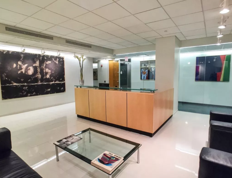 Workthere tweet media