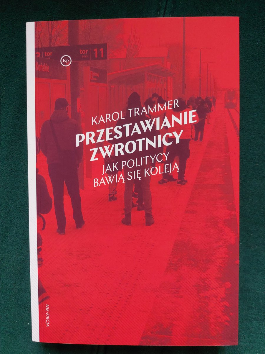 1/Gorąco polecam Waszej uwadze nową książkę Karol Trammer o związkach kolei (i szerzej trasportu publicznego) z polityką. Sam znalazłem tu wiele nieoczywistych diagnoz, choćby związanych z geografią transportu zbiorowego. Okazuje się, że tam gdzie nie dociera kolej