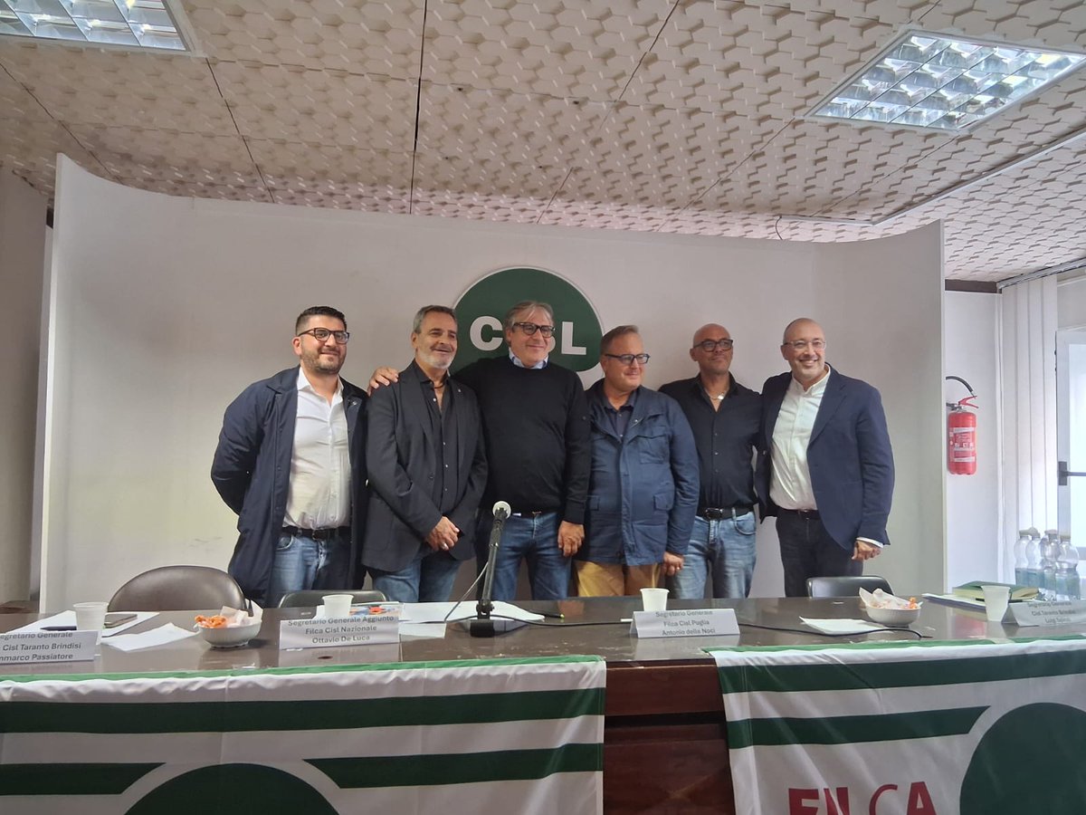 FilcaCisl's tweet photo. Il SG aggiunto Ottavio De Luca al CG Filca Ta/Br: "La nuova segreteria, completata oggi, consente alla Filca #Taranto-#Brindisi di essere una squadra ancora più forte e radicata sul territorio, organizzata al meglio e pronta ad affrontare con determinazione le sfide quotidiane". https://t.co/SJnBd08Ryx