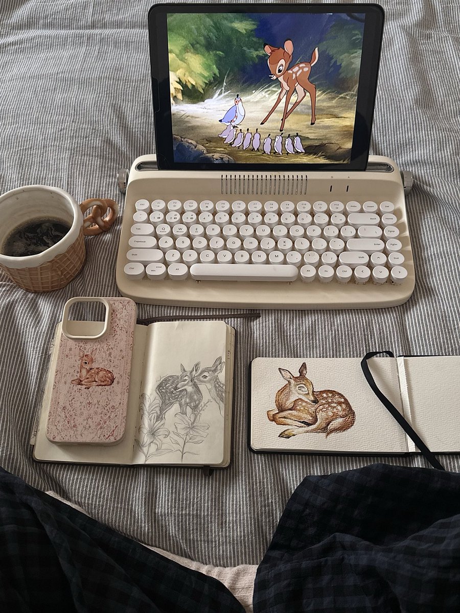 s12novv's tweet image. deer girl 🦌🤎