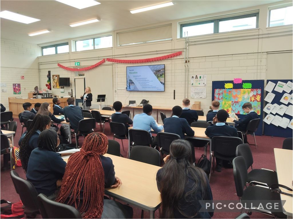 HolyChildCS's tweet image. Thanks to Jean from UCD for discussing the various pathways available to students to gain access into UCD and the courses that are available 📚 🎓
#CollegeAware #Guidance #UCD @ucddublin @accsirl @lecheiletrust1