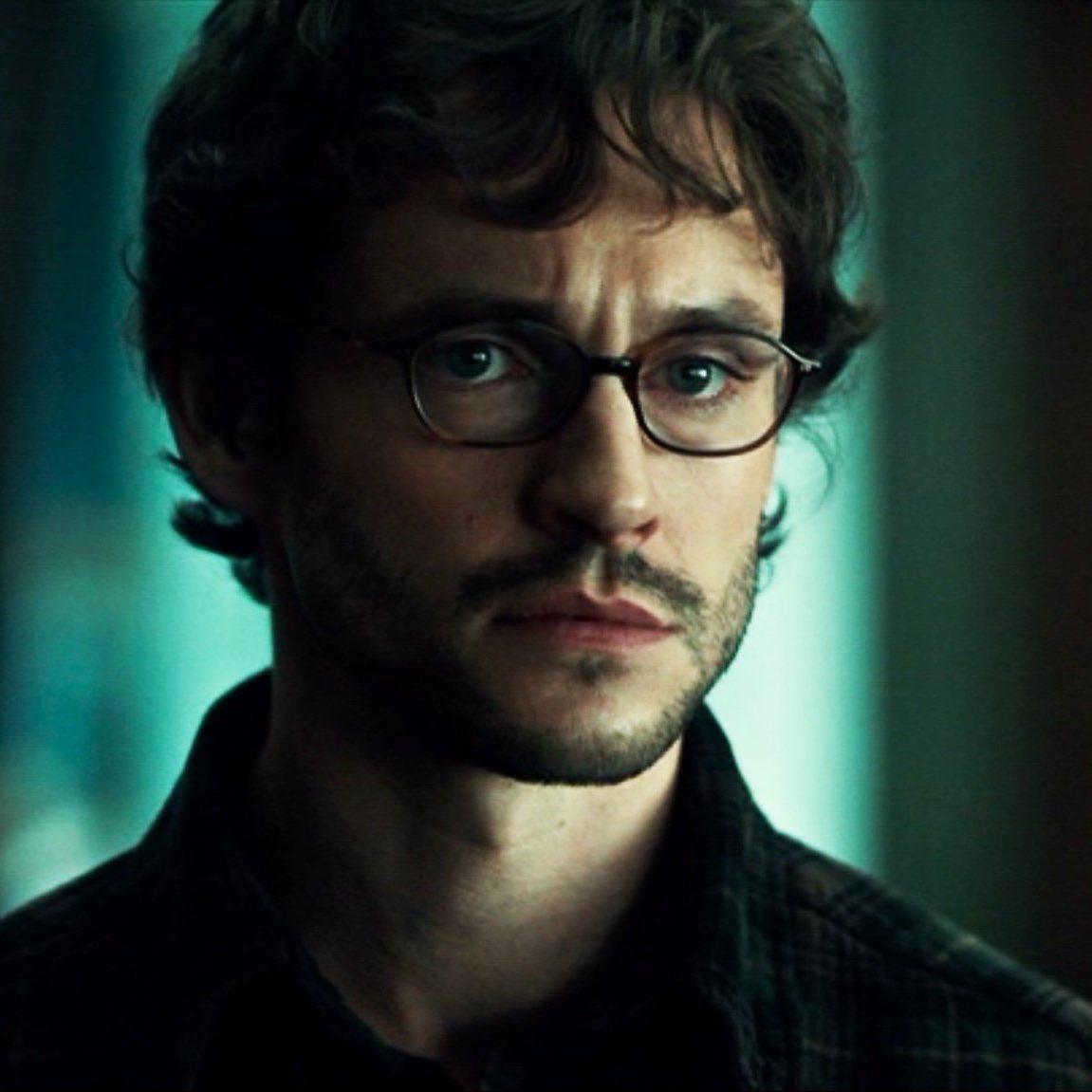 filmedterrores's tweet image. not arguing w a man w doe eyes and long eyelashes whatever you say gorgeous
