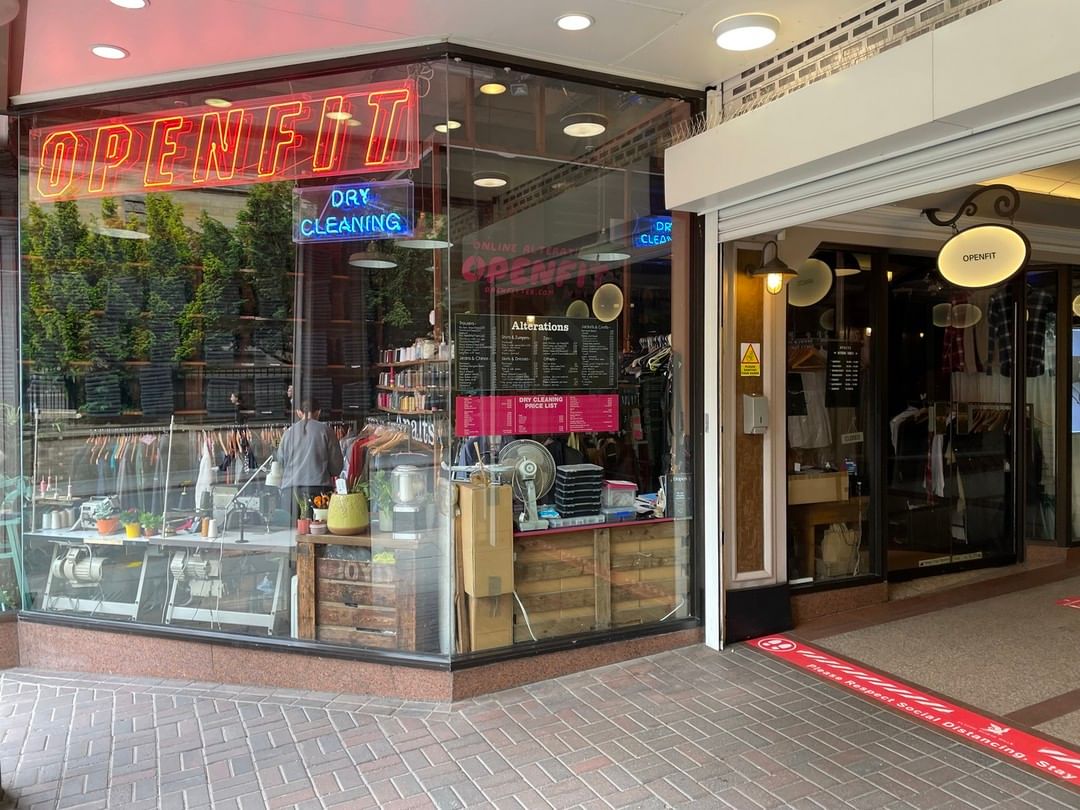 instagram.com/openfitter/
Openfit, the apparel fittings &amp; alterations company. The store fits and alters clothing garments to suit a person's unique body shape.

Come and visit our shop <a href="/FlyingHorseWalk/">Flying Horse Walk</a>