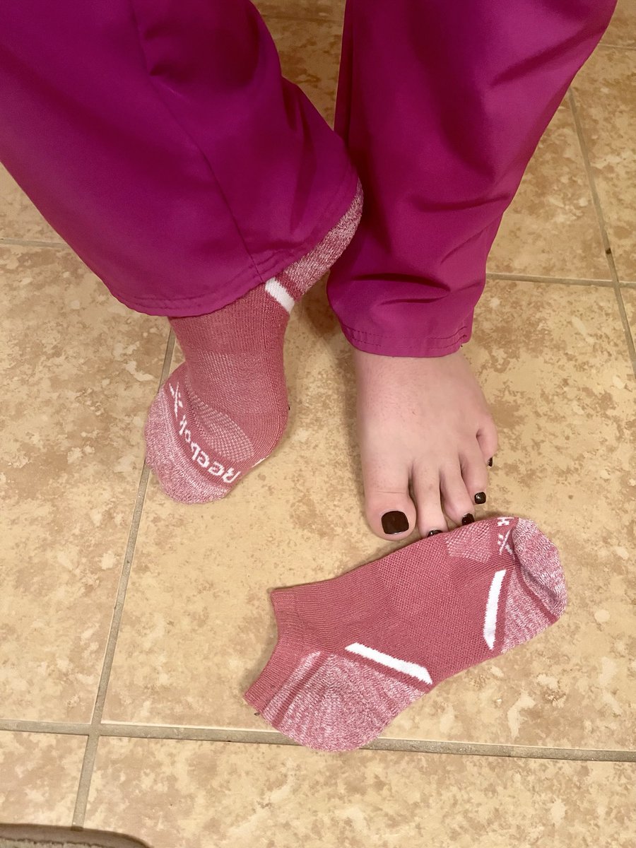 SweetSocks13's tweet photo. New day, new sock order
#sockfetish #nursesocks #socks https://t.co/W9YYtnKvbm