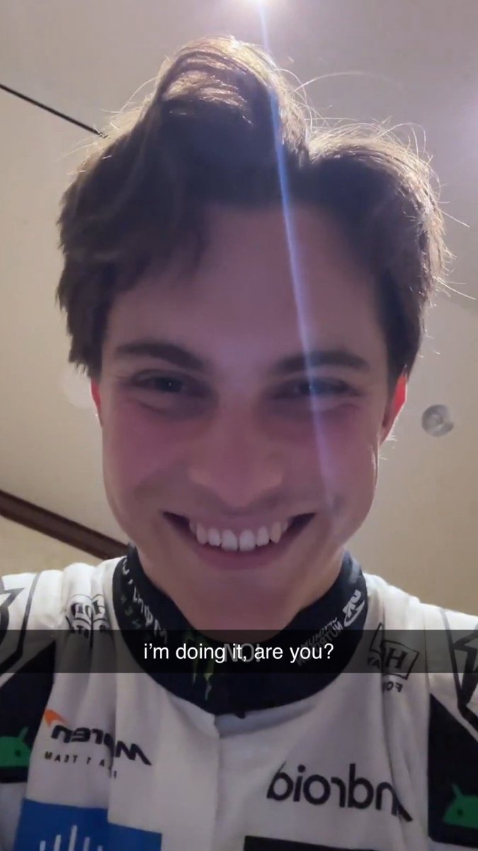 MIDDEMIDOGG's tweet photo. i knew the day would come https://t.co/HKnvVNVYh8