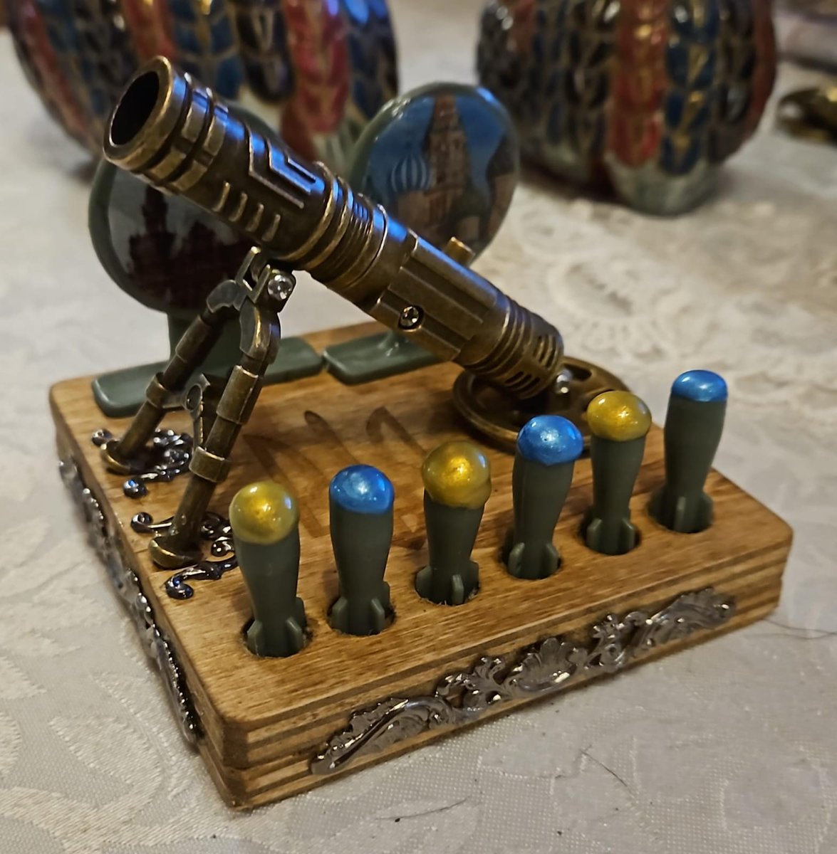 Geneva, Patricia, and Quinnster - our super-special Design/Build Team - are proud to announce the completion of "Project M.M.M," the Mini Monster Mortar! Details will be posted at 0800 and 2000 hours US Eastern.