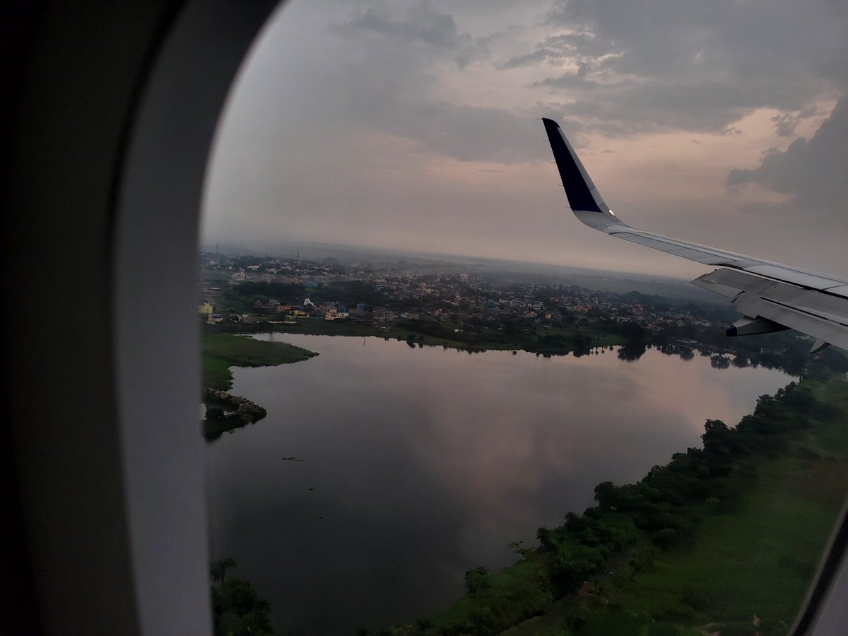 sshastry_c's tweet image. #flight pic