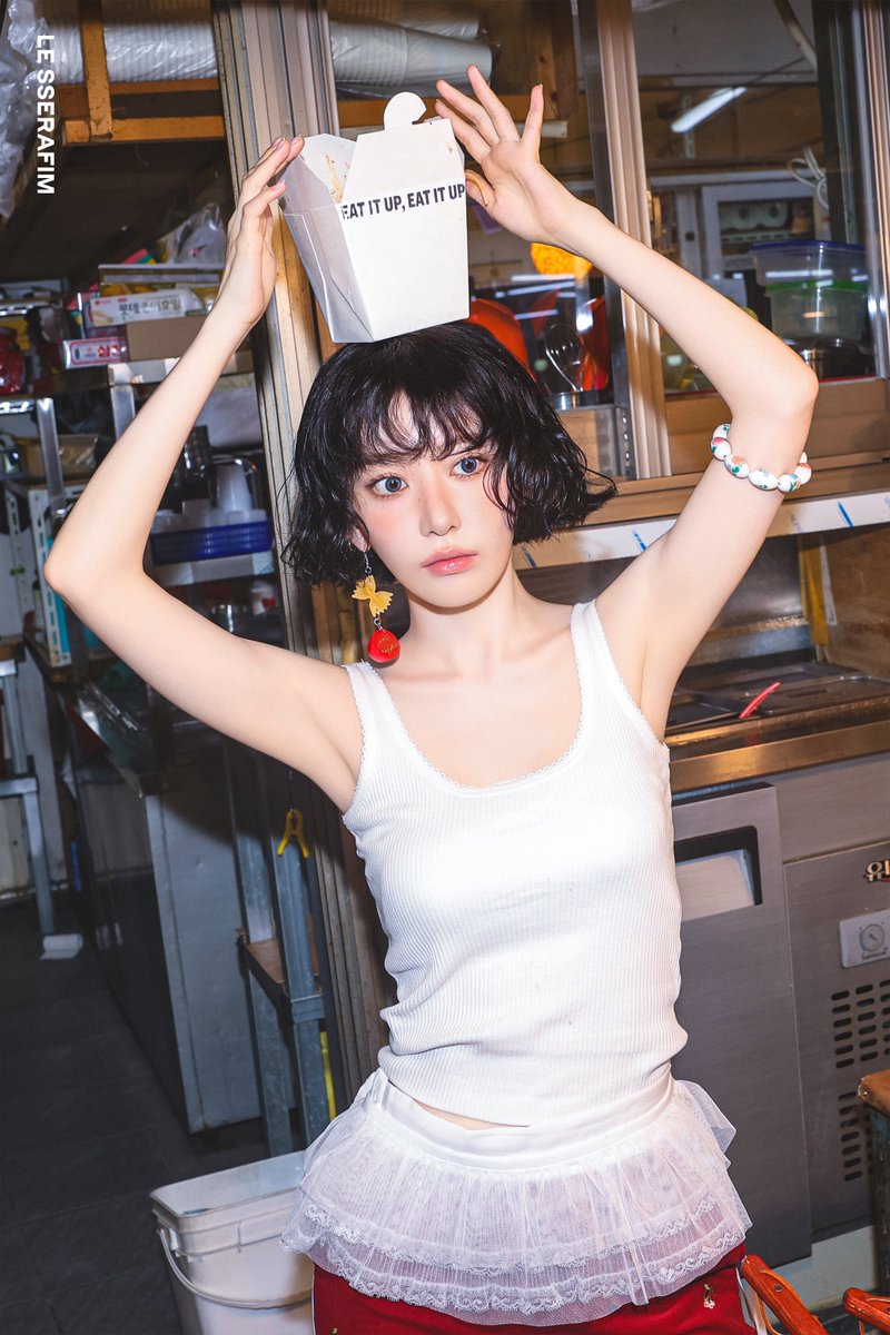 LE SSERAFIM 'SPAGHETTI' Jacket Photo Sketch #사쿠라 #宮脇咲良