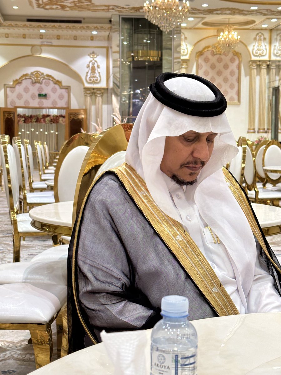 mousa6784's tweet photo. منسوبو وطلاب مدرسة عبدالرحمن الناصر الابتدائية بتعليم ” مكة ” يحتفلون بمديرهم الأستاذ فهد المالكي بمناسبة يوم المديرالعالمي 2025م. – صحيفة مكة الإلكترونية https://t.co/LIyNx1rkw4 https://t.co/zWuN3aAuMd